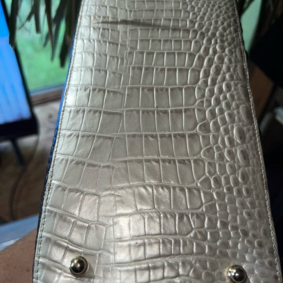 Brahmin Med Asher Marquis Pink Cassini BCA. - Picture 7 of 8